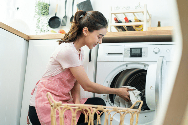Helpful Laundry Tips To Get Stubborn Stains Out