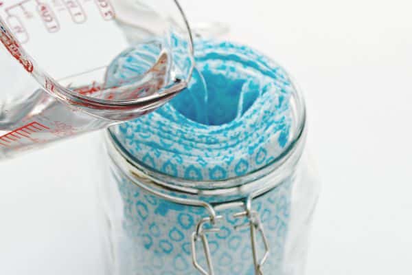 DIY: Homemade Dryer Sheets